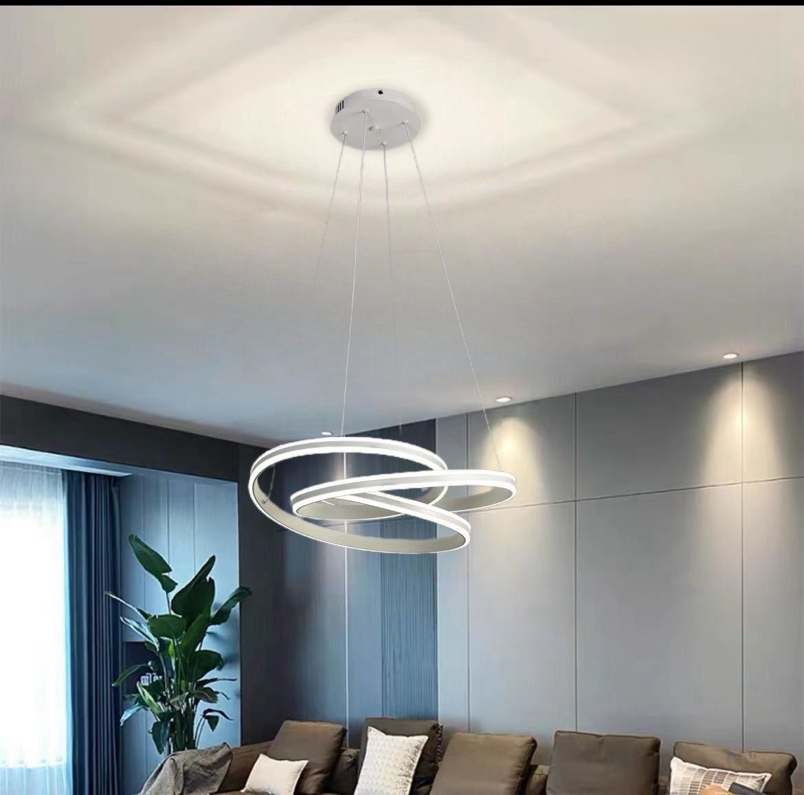 Lustra LED suspendata 3 inele acril 126W 15120lm, lumina reglabila 3000K-6500K, montaj tavan living modern