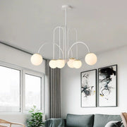 Lustra suspendata cu 6 globuri albe mat, brate arcuite metalice albe, soclu G9, diametru 800mm, pentru living modern