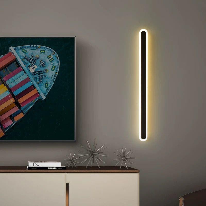 Aplica LED bar neagra 80cm pe perete in sufragerie, lumina calda ambientala, profil slim 30mm