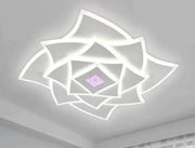 Plafoniera LED RGB 228W forma petale, montaj tavan, lumina calda/rece/neutra, accesoriu central RGB colorat