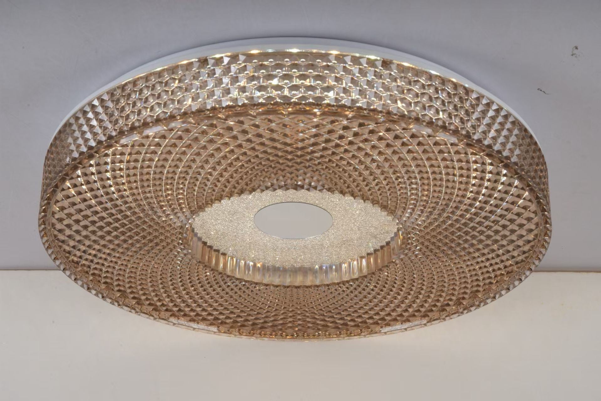 Plafoniera LED 72W tavan, abajur cristal acrilic maro-auriu rotund D40cm, 3 temperaturi culoare, montaj aplicat