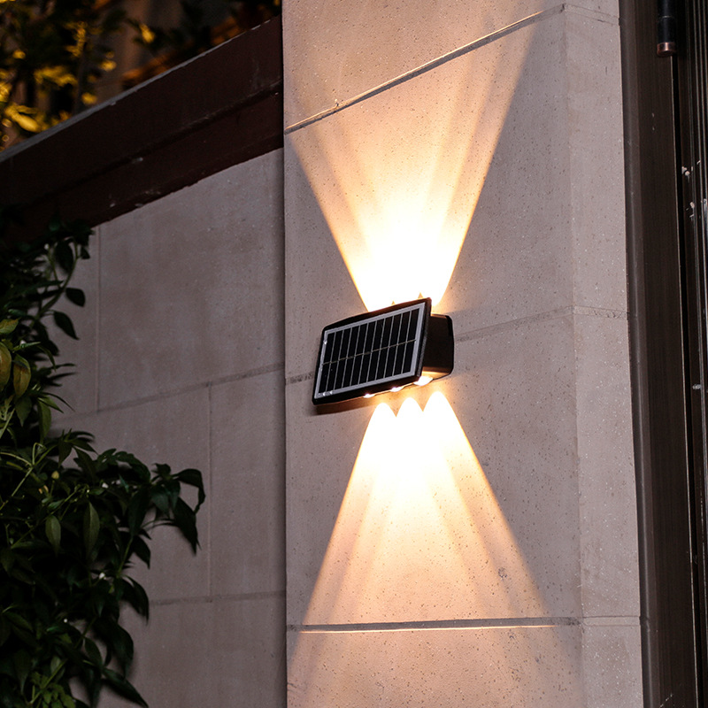Lampa Solara de Perete Exterior cu 6 LED-uri, Iluminat Bidirectional Sus si Jos, Senzor de Lumina, Rezistenta la Apa IP65