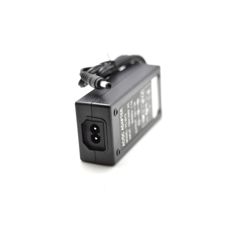 Alimentator Transformator Stabilizat 220V, 12V, 6A